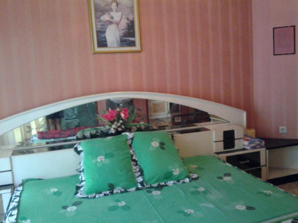 Villa And Resto Basanova Batu  Room photo